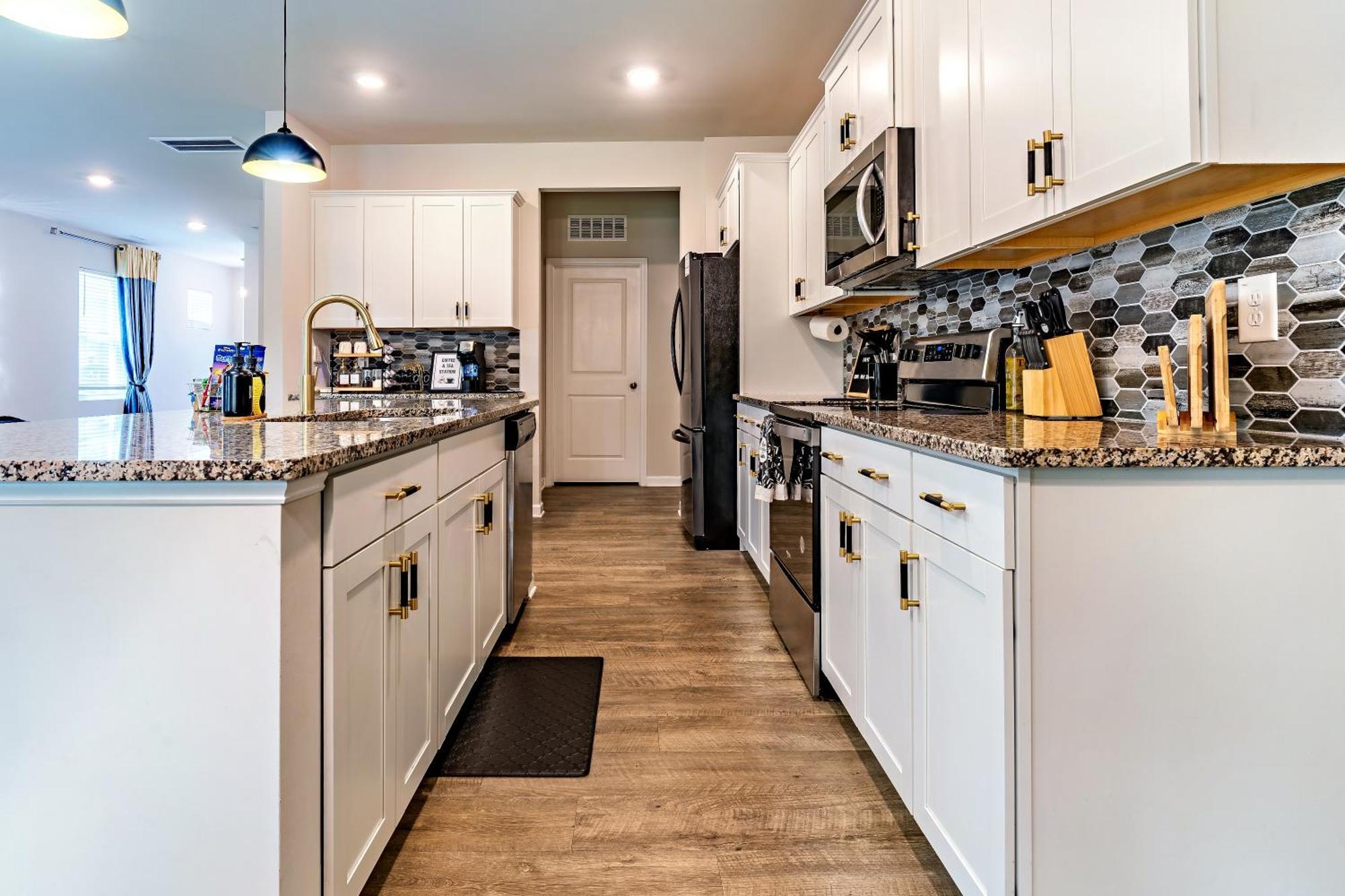 Raleigh Luxe Family Retreat- 15 Min To Downtown, Kids Gear, Fast Wifi For Wfh, Ev & Pet Friendly Villa Exterior photo