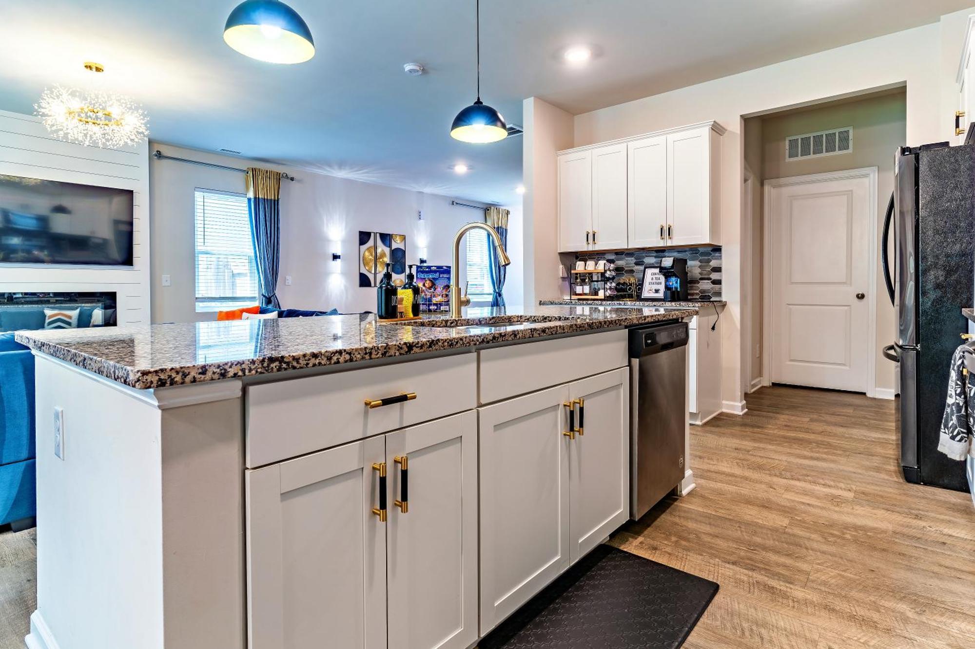 Raleigh Luxe Family Retreat- 15 Min To Downtown, Kids Gear, Fast Wifi For Wfh, Ev & Pet Friendly Villa Exterior photo